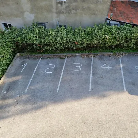 Spalato Place Васто