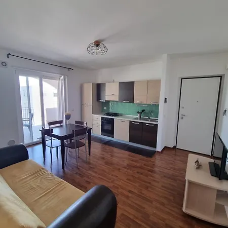 Spalato Place Васто