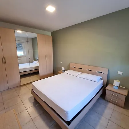 Spalato Place *